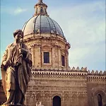 Apartment Dietro La Cattedrale Palermo