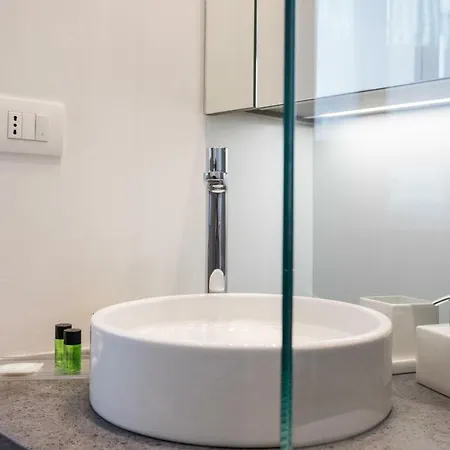 Dietro La Cattedrale