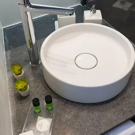 Dietro La Cattedrale *